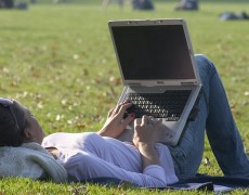 English Copywriter in Paris: surviving as a freelancer in France