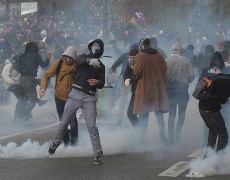 English Copywriter in Paris: The French art of striking and protesting