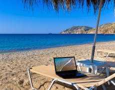 English Copywriter in Paris: 3 freelancing myths busted